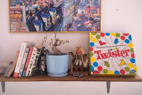 Biblioteca en el hostal