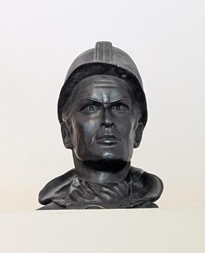 a bust of a man wearing a helmet at Mijn appartement met sauna en lift in Voerendaal