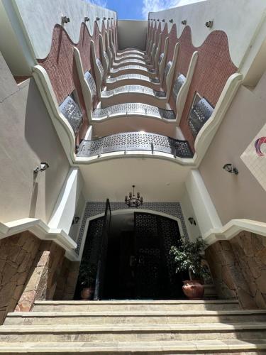 a view of the stairs of a building at Acogedor departamento de 2 dormitorios in Tarija