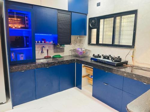 Η κουζίνα ή μικρή κουζίνα στο HOSTEL LIVHUB- Perfect stay for working professionals in Viman Nagar