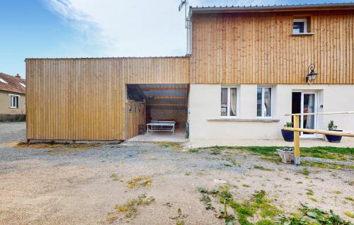Φωτογραφία από το άλμπουμ του Cozy Home In Cossaye With Wifi σε Cossaye