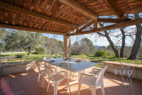 Gambar di galeri bagi Magnificent stone house in the heart of the Fayence region di Tourrettes