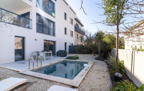 Beautiful Apartment In Marseille