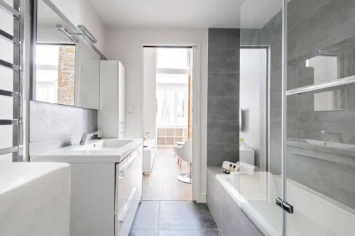 Lyon 2, Plein centre, 60m2, Place des Jacobins photo 4