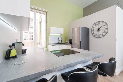 Lyon 2, Plein centre, 60m2, Place des Jacobins photo 8