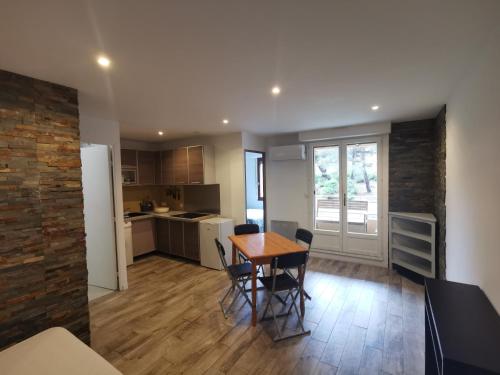 Le charme de l'intimité et jeux de rôles