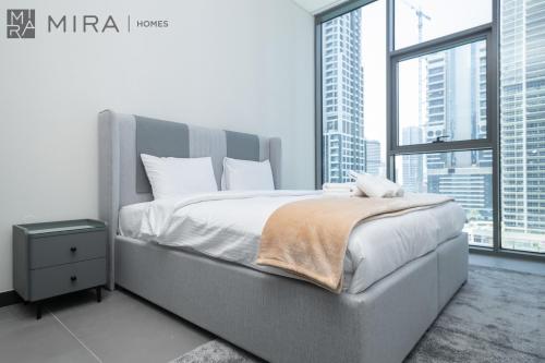 Mira Holiday Homes - Newly and modern 1 bedroom with lake view in JLT