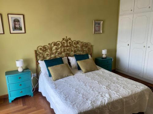 Caracciolo Seafront Charme Home