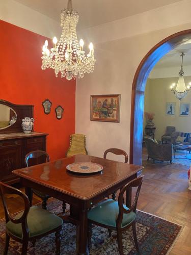 Caracciolo Seafront Charme Home