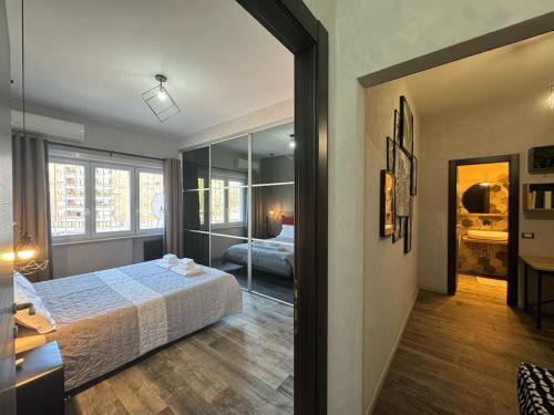 Relax & Explore Stylish Apartment in Rome