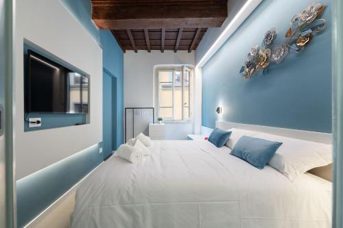 Keys of Italy - Vigna 8 Blu- Newly Renovated Elegant 2 Bedr - Great Central Location in Florence