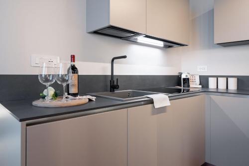 Keys of Italy - Vigna 8 Blu- Newly Renovated Elegant 2 Bedr - Great Central Location in Florence