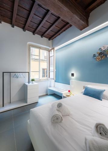 Keys of Italy - Vigna 8 Blu- Newly Renovated Elegant 2 Bedr - Great Central Location in Florence