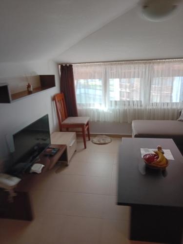 TV a/nebo společenská místnost v ubytování Belvedere Holiday Club Apartment 503