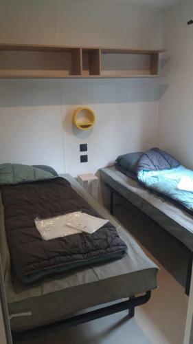 Gambar di galeri bagi Camping 4 étoiles - Piscine - ccbabhc di Aramits