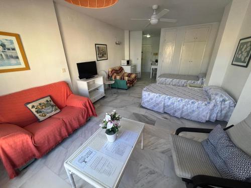 Estudio junto al mar