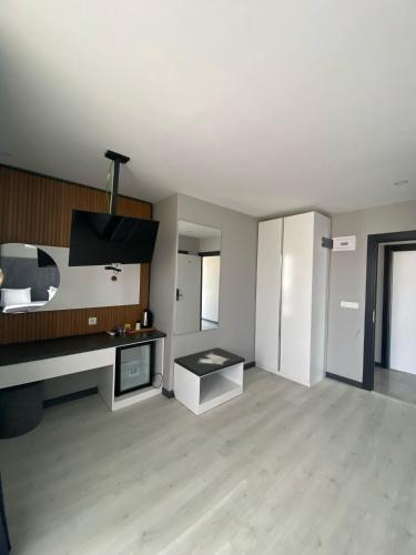 Η κουζίνα ή μικρή κουζίνα στο Rodis hotel