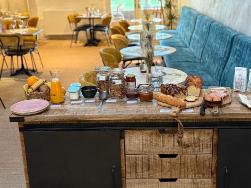 Jídlo v hotelu nebo okolí