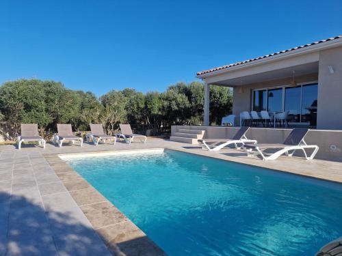 Villa neuve piscine privée chauffée Bonifacio