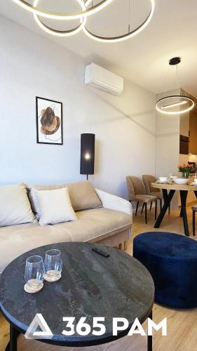 365PAM - Apartament Złote Żurawie Moon Residence - PARKING W CENIE, WIDOK NA MORZE Z BALKONU