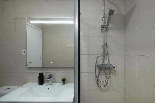 Carmo Family House - Azorean Home