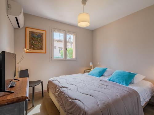 Apartment Clos Etienne by Interhome