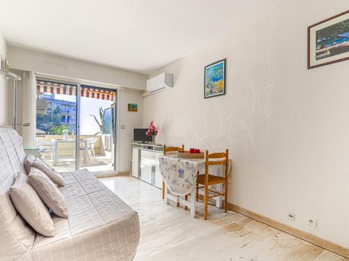 Studio Ciel de Fabron by Interhome