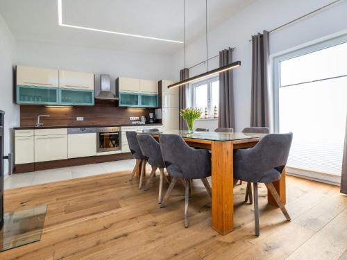 Apartment Bergblick Deluxe by Interhome