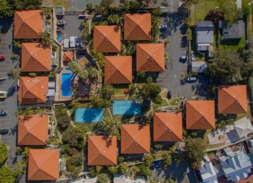 Gallery image of Sandy Shores Family Pool & Beach Villa with Spa! in Mandurah