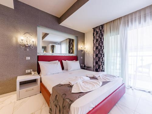 Φωτογραφία από το άλμπουμ του Alpha Luxury Suites στο Πευκοχώρι