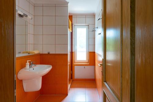 Ένα μπάνιο στο Horizon Balaton