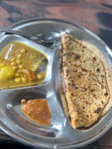 Jídlo v hotelu nebo okolí