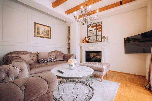 Pupin Luxury Apartment