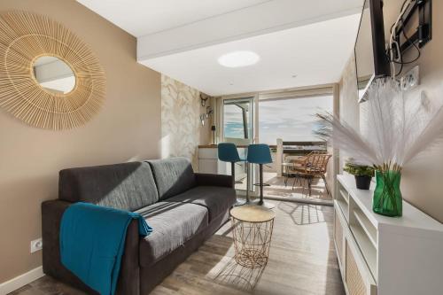 La Boho Plage Port Nature Apartment with sea-view terrace