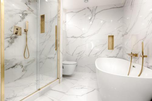 Luxury 2-Bedroom for 6 - Avenue Montaigne
