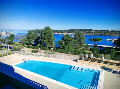 Apartments Residence by Tourist