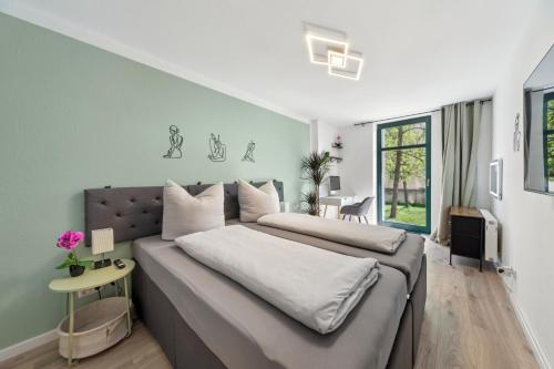 Foto DresdenStay gemütlich und modern mit Kamin und PS4 3