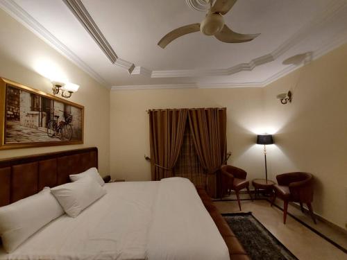 Foto dalla galleria di Relax Lodge Family Guest House a Islamabad