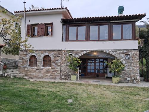 Οικια κοντα μονοπατι των κενταυρων