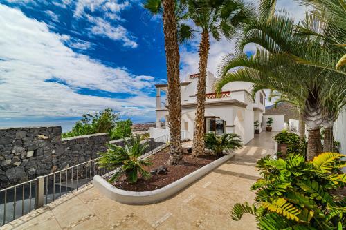 Infinity Atlantic Views Luxury Villa - Costa Adeje