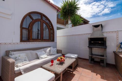 Villa Tricia 6 Bedroom Las Americas