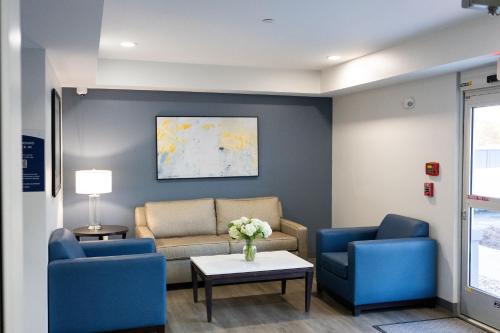 stayAPT Suites San Antonio-Lackland Image