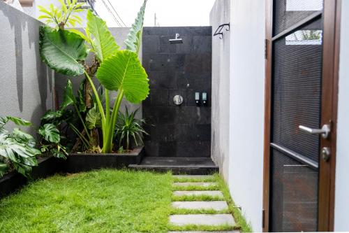 Κήπος έξω από το 2BR MD villa sanur
