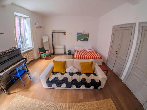 Pop Apartment in the Heart of Trastevere 4 Guests