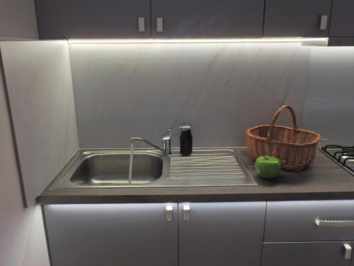 Η κουζίνα ή μικρή κουζίνα στο Apartman Lastovicka