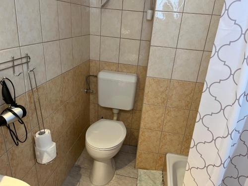 Ein Badezimmer in der Unterkunft Bangó Vendégház