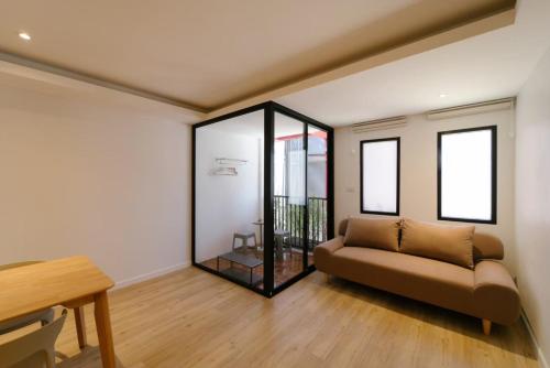 Postel nebo postele na pokoji v ubytování Hide Nimman 2 BRS at Nimman93sqm