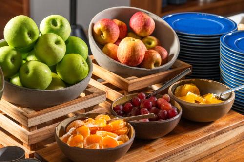 Φαγητό σε αυτό το ξενοδοχείο ή κάπου εκεί κοντά