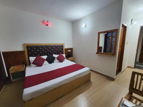 Gallery image of Kundan Hotel and Restaurant in Manāli