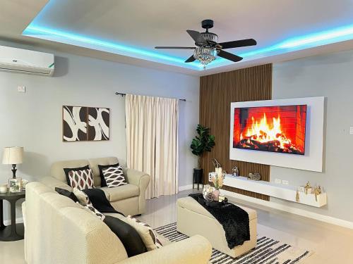 Truth Luxury Suite